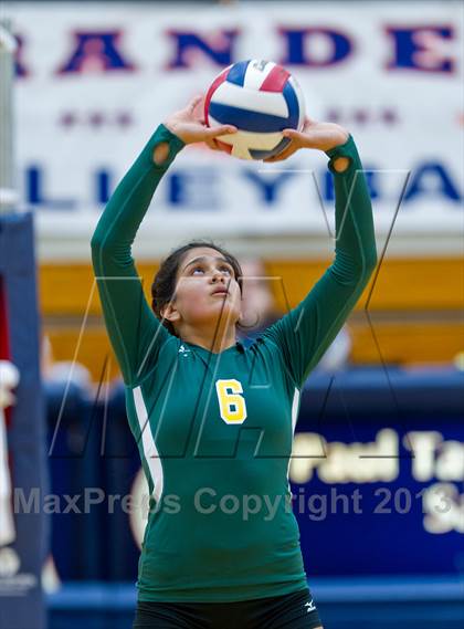 Thumbnail 3 in Brandeis vs. Holmes photogallery.
