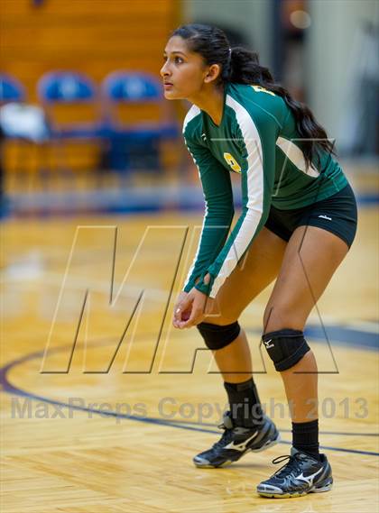 Thumbnail 2 in Brandeis vs. Holmes photogallery.