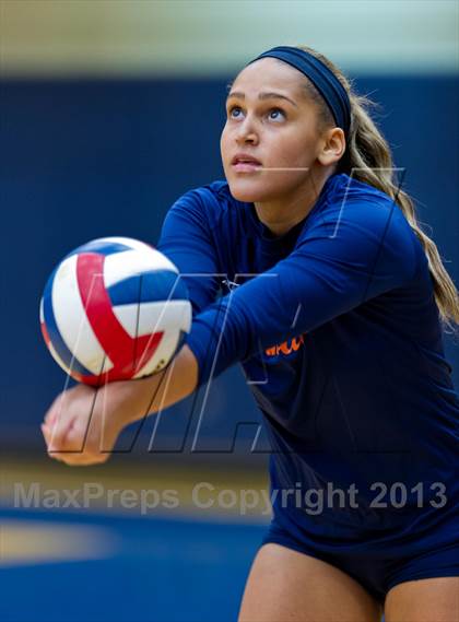 Thumbnail 1 in Brandeis vs. Holmes photogallery.