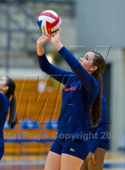 Thumbnail 1 in Brandeis vs. Holmes photogallery.