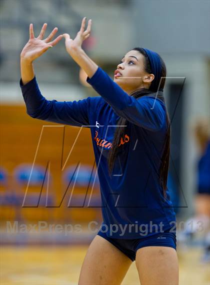 Thumbnail 3 in Brandeis vs. Holmes photogallery.