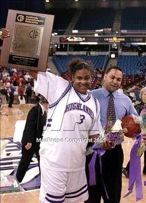 Thumbnail 3 in Brentwood vs. Piedmont (State D4 Final)#2 photogallery.