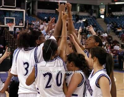 Thumbnail 1 in Brentwood vs. Piedmont (State D4 Final)#2 photogallery.