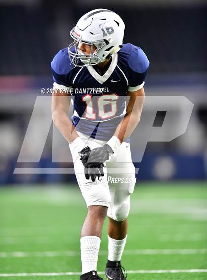Thumbnail 1 in Manvel vs. Highland Park (UIL 5A Division 1 Final) photogallery.