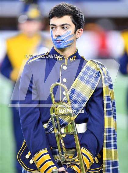 Thumbnail 2 in Manvel vs. Highland Park (UIL 5A Division 1 Final) photogallery.