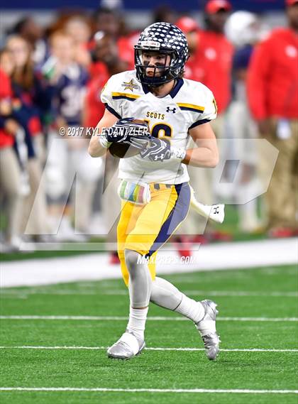 Thumbnail 2 in Manvel vs. Highland Park (UIL 5A Division 1 Final) photogallery.