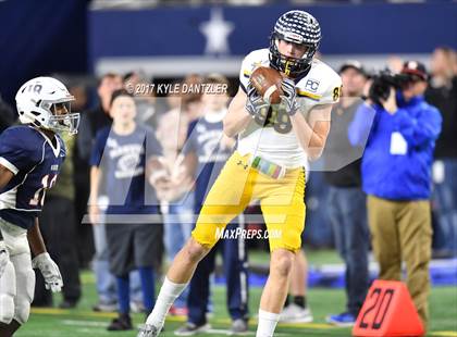 Thumbnail 1 in Manvel vs. Highland Park (UIL 5A Division 1 Final) photogallery.