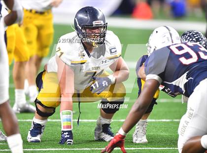 Thumbnail 3 in Manvel vs. Highland Park (UIL 5A Division 1 Final) photogallery.
