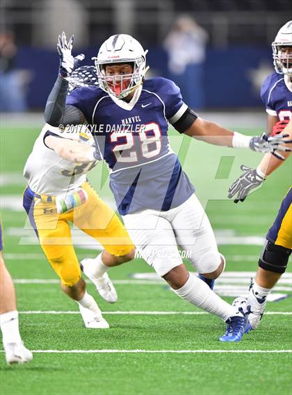 Thumbnail 3 in Manvel vs. Highland Park (UIL 5A Division 1 Final) photogallery.