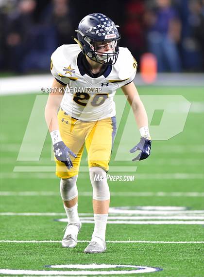 Thumbnail 2 in Manvel vs. Highland Park (UIL 5A Division 1 Final) photogallery.