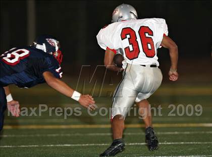 Thumbnail 1 in Pleasant Grove vs. Lincoln photogallery.