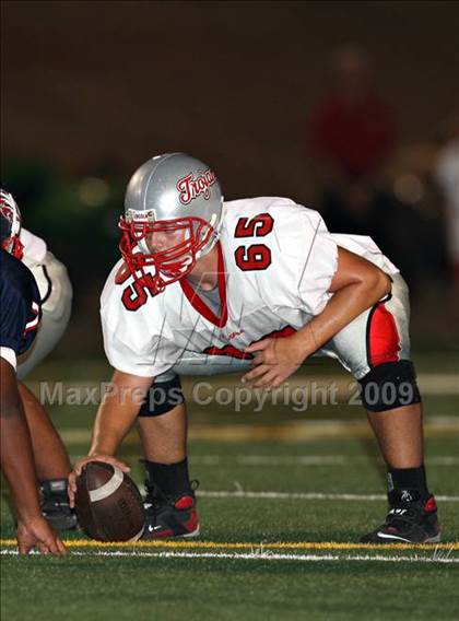 Thumbnail 3 in Pleasant Grove vs. Lincoln photogallery.