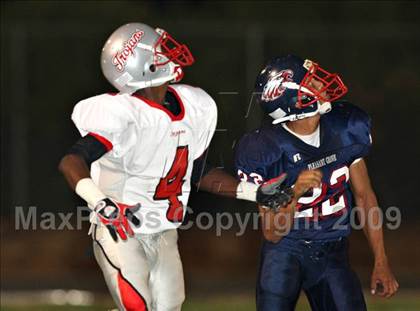 Thumbnail 1 in Pleasant Grove vs. Lincoln photogallery.