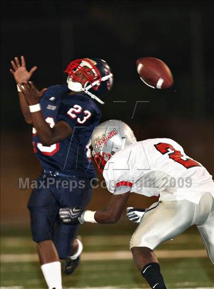 Thumbnail 1 in Pleasant Grove vs. Lincoln photogallery.