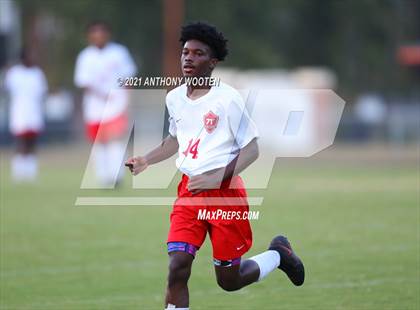 Thumbnail 3 in Seventy-First @ South View photogallery.