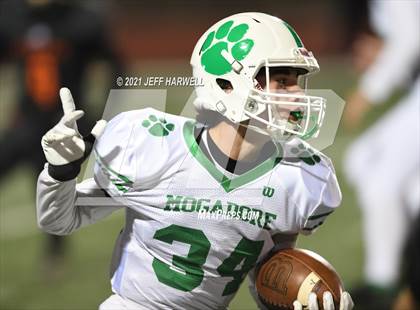 Thumbnail 2 in Mogadore vs. Springfield (OHSAA D6 Regional Final) photogallery.