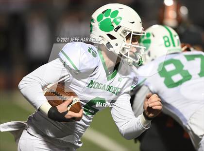Thumbnail 1 in Mogadore vs. Springfield (OHSAA D6 Regional Final) photogallery.