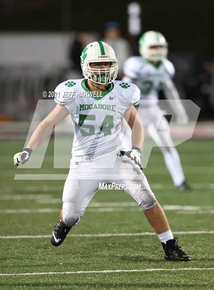 Thumbnail 2 in Mogadore vs. Springfield (OHSAA D6 Regional Final) photogallery.