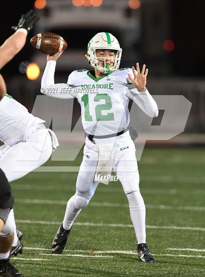 Thumbnail 2 in Mogadore vs. Springfield (OHSAA D6 Regional Final) photogallery.