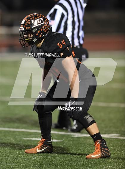 Thumbnail 1 in Mogadore vs. Springfield (OHSAA D6 Regional Final) photogallery.