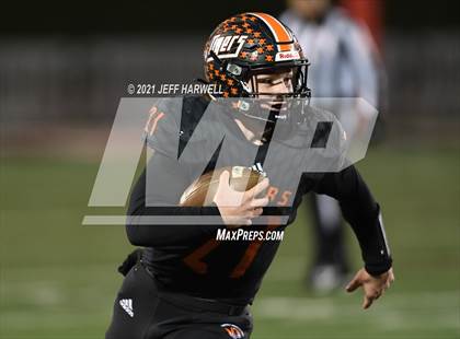 Thumbnail 1 in Mogadore vs. Springfield (OHSAA D6 Regional Final) photogallery.