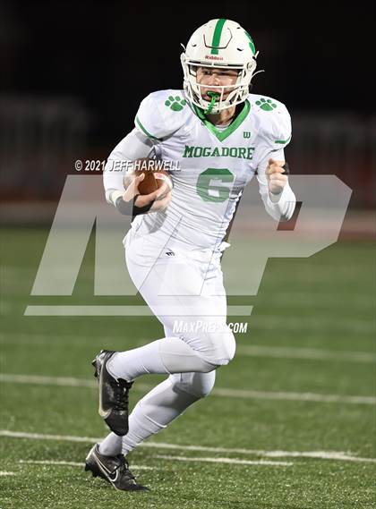 Thumbnail 1 in Mogadore vs. Springfield (OHSAA D6 Regional Final) photogallery.