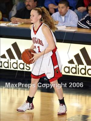 Thumbnail 1 in Northgate vs Carondelet (Section Playoffs) photogallery.