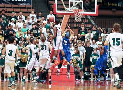 Thumbnail 3 in Hanford West vs Garces (CIF CS D2 Final) photogallery.
