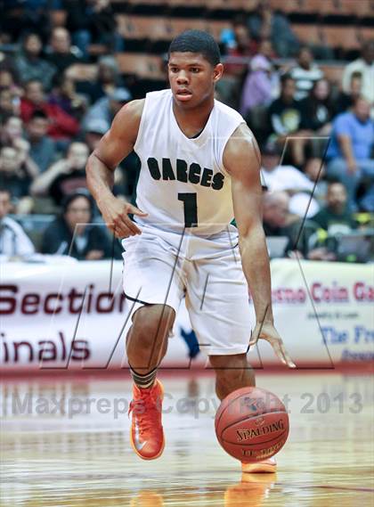 Thumbnail 3 in Hanford West vs Garces (CIF CS D2 Final) photogallery.