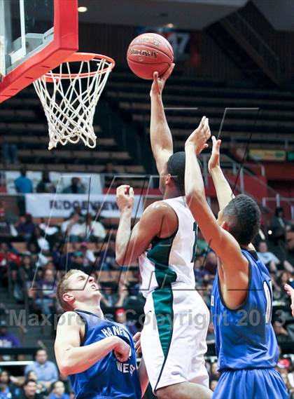 Thumbnail 1 in Hanford West vs Garces (CIF CS D2 Final) photogallery.