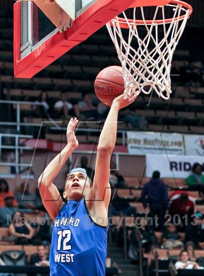Thumbnail 3 in Hanford West vs Garces (CIF CS D2 Final) photogallery.