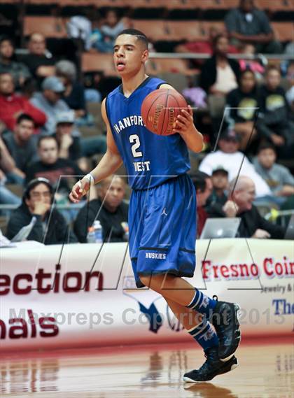 Thumbnail 1 in Hanford West vs Garces (CIF CS D2 Final) photogallery.