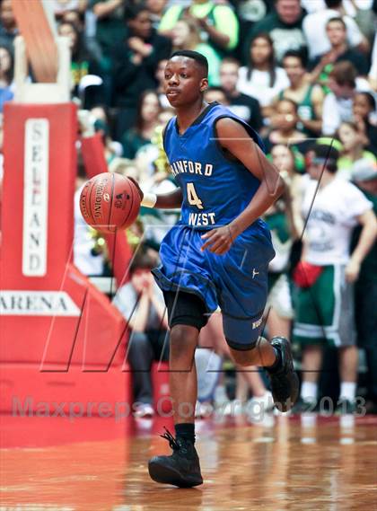 Thumbnail 3 in Hanford West vs Garces (CIF CS D2 Final) photogallery.