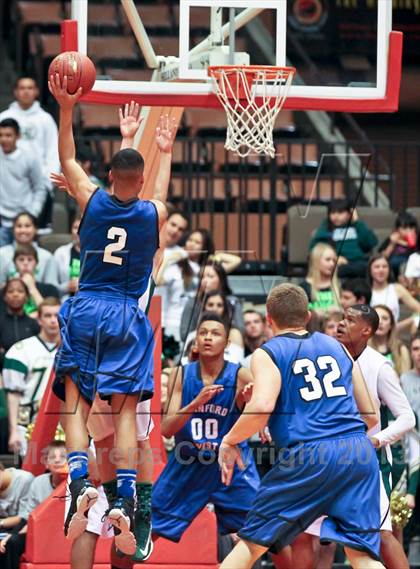 Thumbnail 2 in Hanford West vs Garces (CIF CS D2 Final) photogallery.