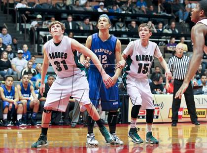 Thumbnail 2 in Hanford West vs Garces (CIF CS D2 Final) photogallery.