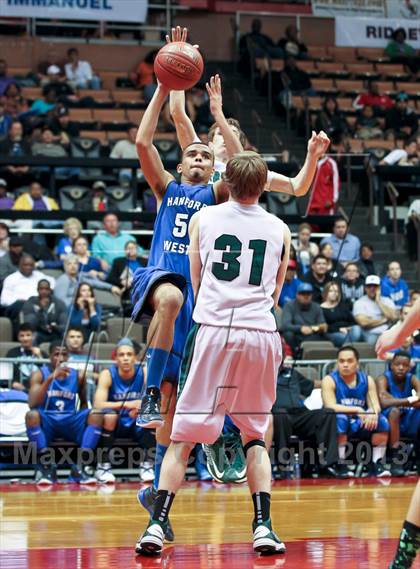 Thumbnail 1 in Hanford West vs Garces (CIF CS D2 Final) photogallery.
