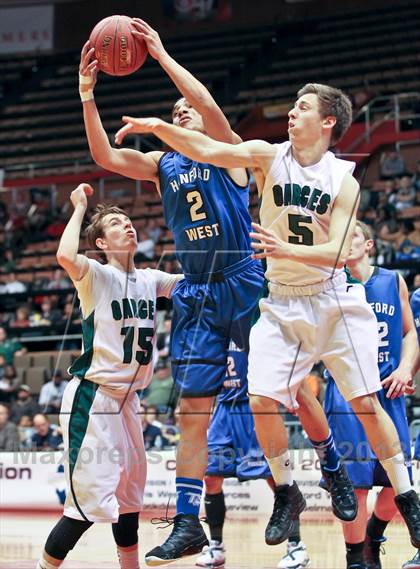 Thumbnail 1 in Hanford West vs Garces (CIF CS D2 Final) photogallery.