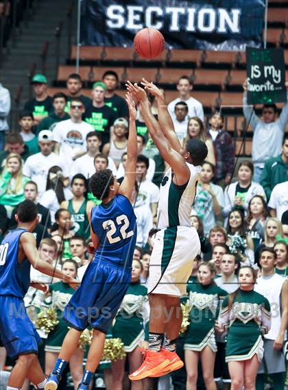 Thumbnail 3 in Hanford West vs Garces (CIF CS D2 Final) photogallery.