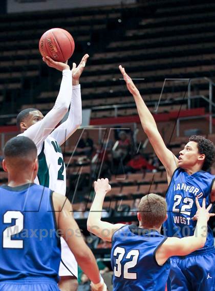 Thumbnail 2 in Hanford West vs Garces (CIF CS D2 Final) photogallery.
