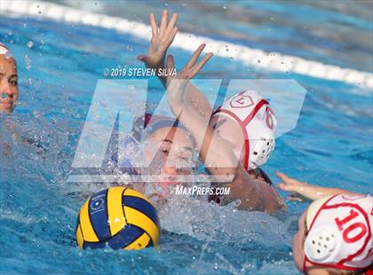 Thumbnail 3 in Corona del Mar vs. Orange Lutheran (CIF SoCal Regional D1 Semifinal) photogallery.
