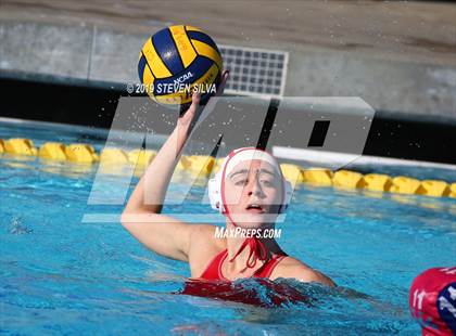 Thumbnail 3 in Corona del Mar vs. Orange Lutheran (CIF SoCal Regional D1 Semifinal) photogallery.