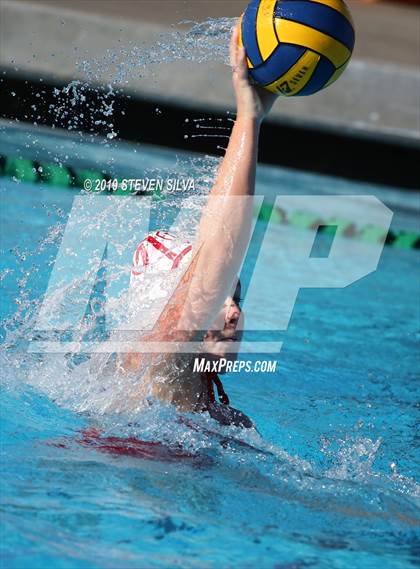 Thumbnail 3 in Corona del Mar vs. Orange Lutheran (CIF SoCal Regional D1 Semifinal) photogallery.