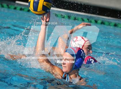 Thumbnail 3 in Corona del Mar vs. Orange Lutheran (CIF SoCal Regional D1 Semifinal) photogallery.