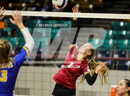 Thumbnail 2 in Merino vs. Dove Creek (CHSAA 1A Round 2) photogallery.