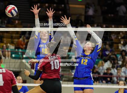 Thumbnail 3 in Merino vs. Dove Creek (CHSAA 1A Round 2) photogallery.