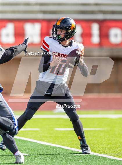 Thumbnail 2 in Rich vs. Monticello (UHSAA 8-Man Final) photogallery.
