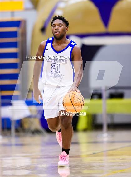 Thumbnail 1 in Ridgeview vs Hanford West (Clovis Elks Classic) photogallery.
