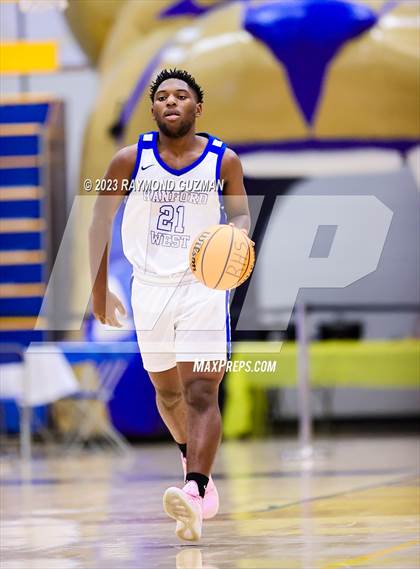 Thumbnail 3 in Ridgeview vs Hanford West (Clovis Elks Classic) photogallery.