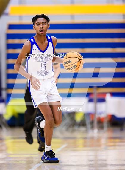 Thumbnail 2 in Ridgeview vs Hanford West (Clovis Elks Classic) photogallery.