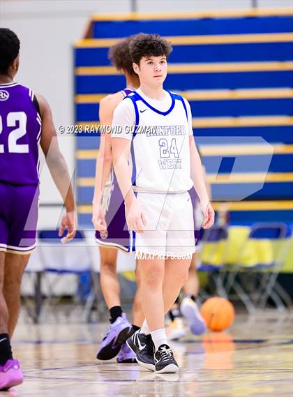 Thumbnail 1 in Ridgeview vs Hanford West (Clovis Elks Classic) photogallery.
